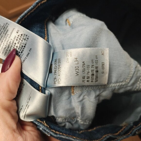 Levi's Women's 315 Shaping Bootcut Jeans Size 30 - Picture 4 of 4